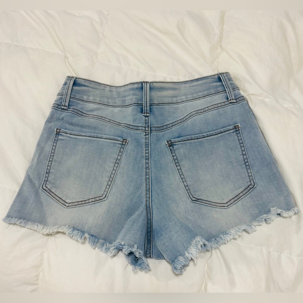 Rewash Short Super High Rise.FREE H&M TOP🤩 - Picture 3 of 8